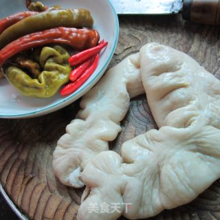 生炒生大肠的做法步骤：1