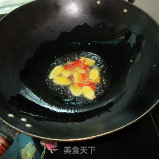 生炒生大肠的做法步骤：4