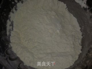酸奶海绵蛋糕（蒸锅版）的做法步骤：1