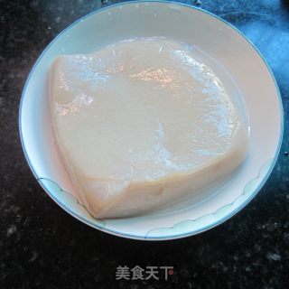 油辣蘑芋豆腐的做法步骤：1