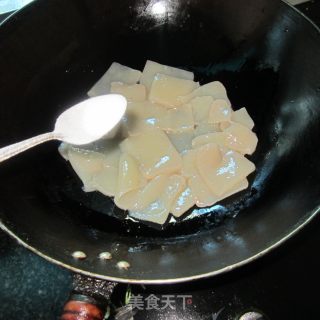 油辣蘑芋豆腐的做法步骤：3
