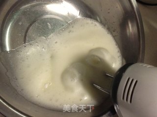 基本戚风蛋糕的做法步骤：4