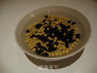 黑豆豆浆的做法步骤：2