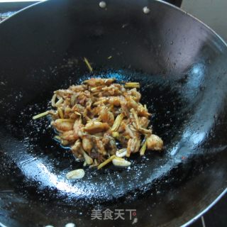 孜然蛙肉的做法步骤：9