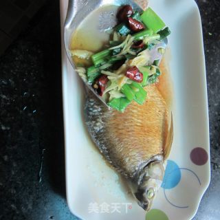 蒜香鳊鱼的做法步骤：9