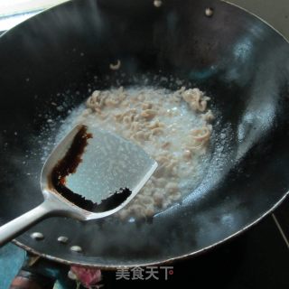 酸辣大肠丝的做法步骤：6