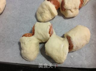热狗餐包的做法步骤：9
