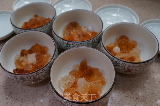 桃胶雪莲子牛奶炖蛋——特别的蛋奶冻蛋奶羹的做法步骤：5