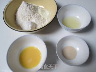 椰蓉面包的做法步骤：1