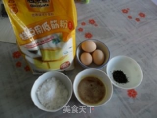 黑芝麻蛋卷的做法步骤：1