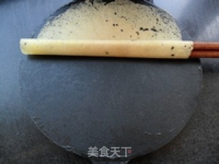 黑芝麻蛋卷的做法步骤：8