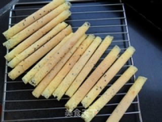 黑芝麻蛋卷的做法步骤：9