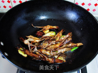 啤酒烧鸭舌的做法步骤：7