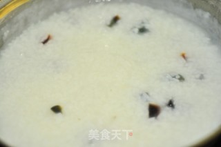皮蛋瘦肉粥的做法步骤：6