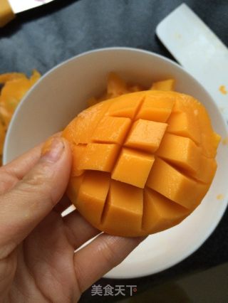芒果慕斯的做法步骤：3