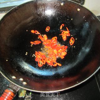 肉片蘑芋豆腐的做法步骤：3
