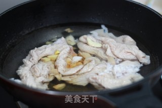爆炒肥肠的做法步骤：5