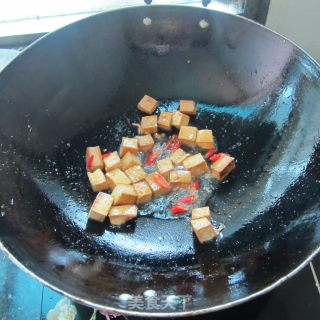 蛋黄豆腐丁的做法步骤：4