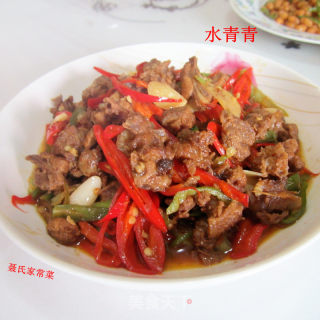 双椒蒜片炒子鸭的做法步骤：9