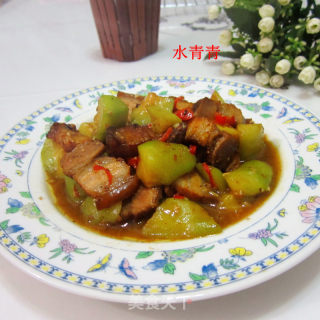 丝瓜丁炒腊肉的做法步骤：8