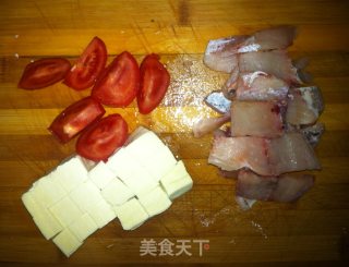豆腐鱼骨汤的做法步骤：2