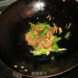 红烧羊肉的做法步骤：7