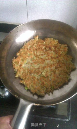 懒人快手饭超赞值得推荐 槐花饼 土豆饼 黄瓜饼 茄子饼 南瓜饼的做法步骤：4