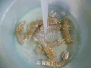 虾蛄夜开花汤的做法步骤：2