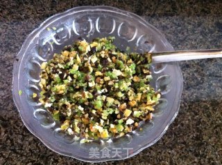 芹菜鸡蛋盒子的做法步骤：5