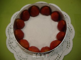 草莓乳酪慕斯蛋糕的做法步骤：17