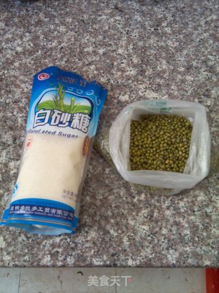 绿豆汤的做法步骤：1
