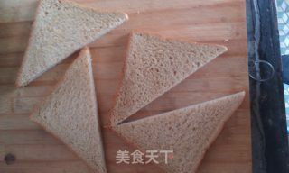 自制三明治的做法步骤：3