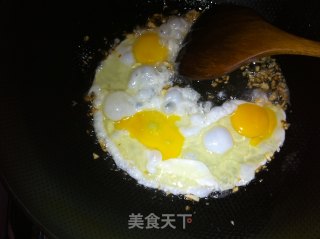 包菜炒饭的做法步骤：2