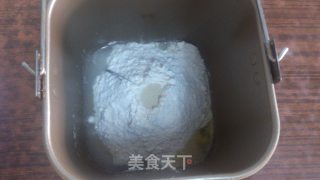 椰蓉面包卷的做法步骤：1