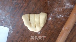 椰蓉面包卷的做法步骤：15