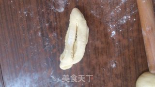 椰蓉面包卷的做法步骤：17