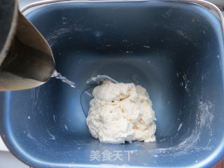 【椒盐手撕饼】----外脆里软分层均匀的做法步骤：3