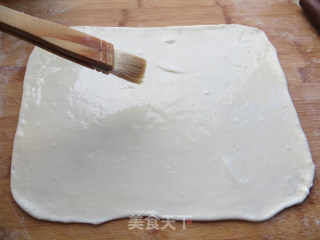 【椒盐手撕饼】----外脆里软分层均匀的做法步骤：7