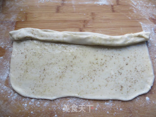 【椒盐手撕饼】----外脆里软分层均匀的做法步骤：10
