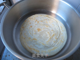 【椒盐手撕饼】----外脆里软分层均匀的做法步骤：14