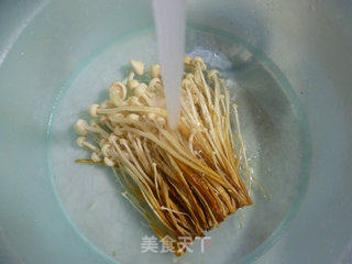 黄金针菇拌杏鲍菇的做法步骤：4