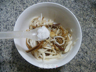 黄金针菇拌杏鲍菇的做法步骤：7