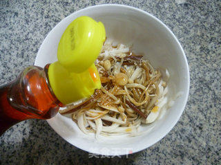 黄金针菇拌杏鲍菇的做法步骤：11