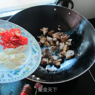 蒜片腊鸡的做法步骤：5