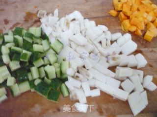 五彩山药丁的做法步骤：2