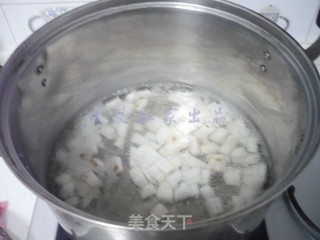 五彩山药丁的做法步骤：3