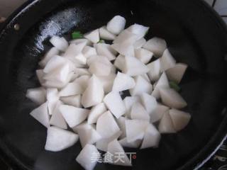白萝卜炖牛肉的做法步骤：3