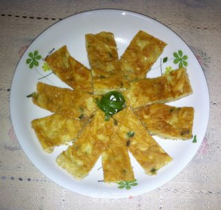 土豆丝鸡蛋饼的做法步骤：7