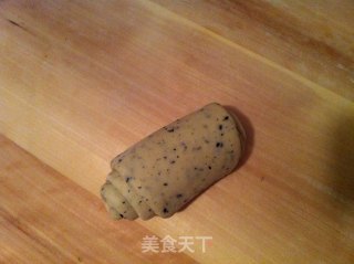 牛奶鸡蛋黑芝麻吐司的做法步骤：7