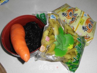 泡椒凤爪的做法步骤：1